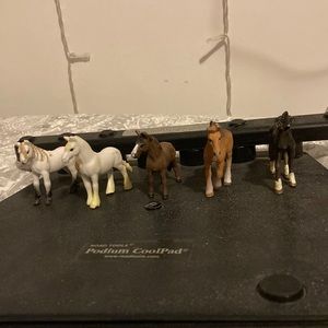 Miniature horse figurines